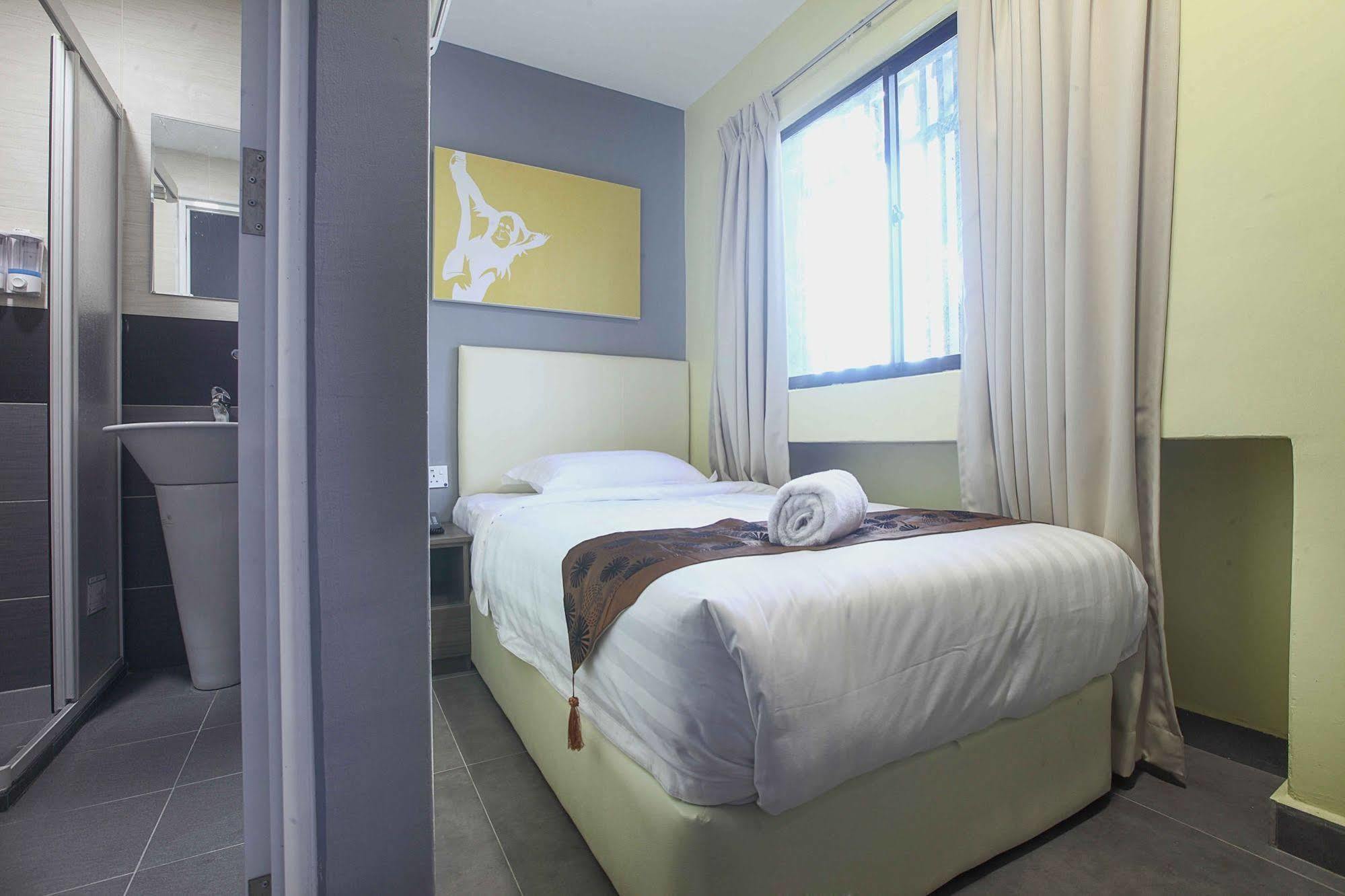 Sri Village Hotel Ампанг Екстер'єр фото