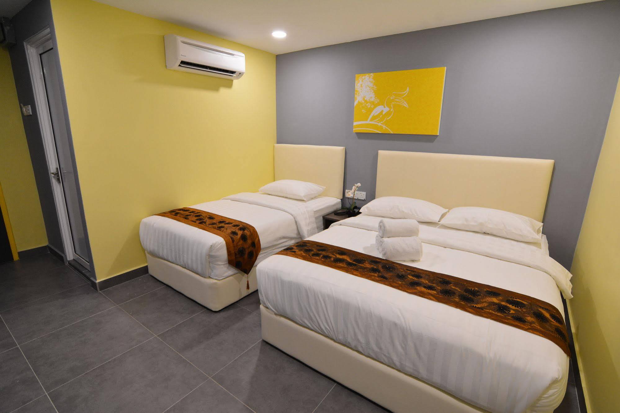 Sri Village Hotel Ампанг Екстер'єр фото